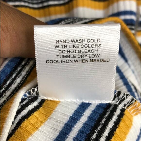 NWT ModCloth Ribbed Stripe Henley Top - Picture 8 of 8